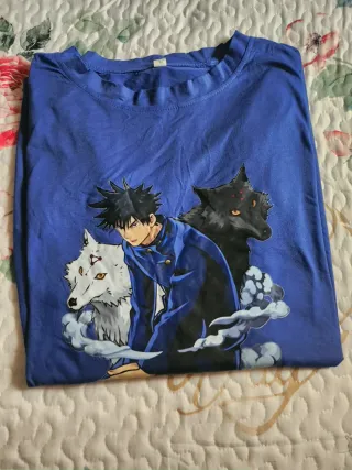 Camiseta Anime con lobos