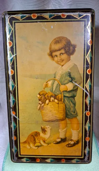 Scatola latta vintage con disegno bambini e cuccio