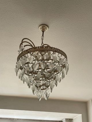 Lámpara colgante de cristal y metal