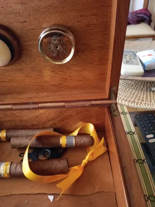 Scatola umidificatore palissandro per sigari Habanos