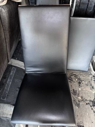 Sillas de comedor negras piel