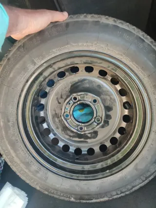 Neumatico de repuesto