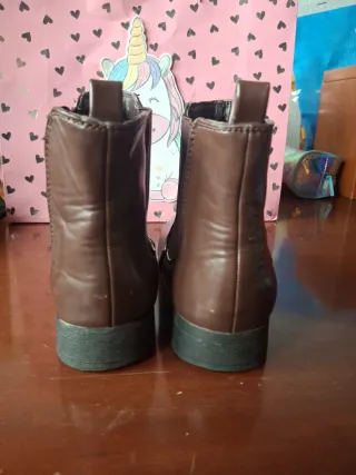 Botines marrones talla 40