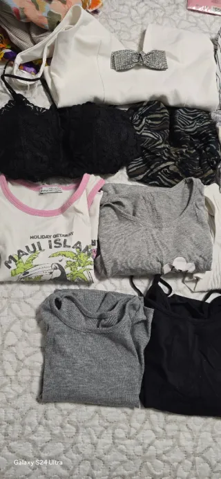 Lote Ropa Mujer: Camisetas y Tops