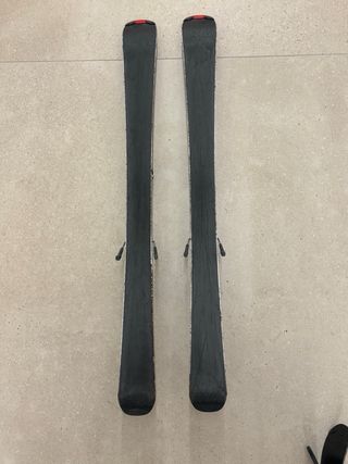 Esquís XT TEAM 110, botas Head,  palos 80, casco.