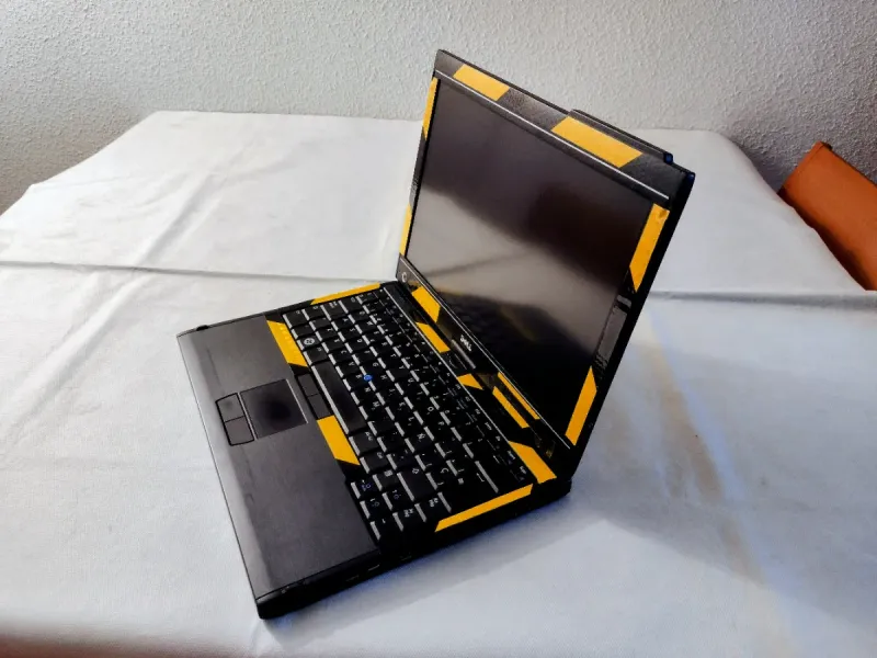 Ordenador y Tablet DELL XT2 táctil Personalizado