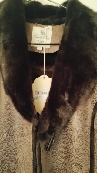 CON ETIQUETA Chaquetón ROBERTO BASSI