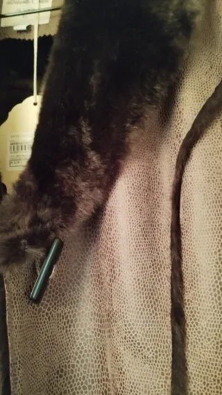 CON ETIQUETA Chaquetón ROBERTO BASSI