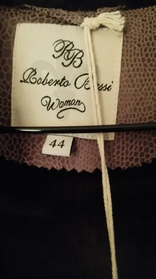 CON ETIQUETA Chaquetón ROBERTO BASSI