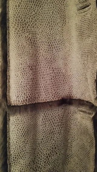 CON ETIQUETA Chaquetón ROBERTO BASSI