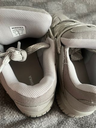 Zapatillas Bershka grises 43