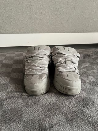 Zapatillas Bershka grises 43