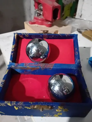 Biglie orientali in scatola