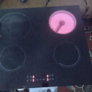 Placa vitrocerámica Candy 4 fuegos 6200W