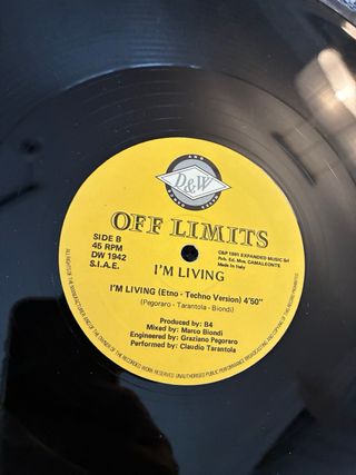 Vinilo Off Limits - I'm Living