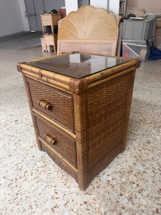 Cabecero y mesitas RECOGIDA EN BANYERES vintage