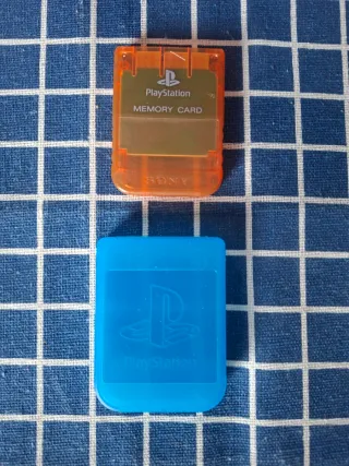 PS1 ORIGINAL MEMORY CARD +FUNDA