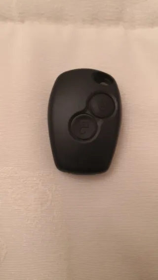 Carcasa Llave Renault. Varios modelos. Negra.
