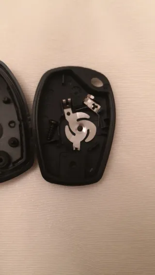 Carcasa Llave Renault. Varios modelos. Negra.