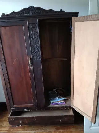 Máquina de coser Alfa antigua