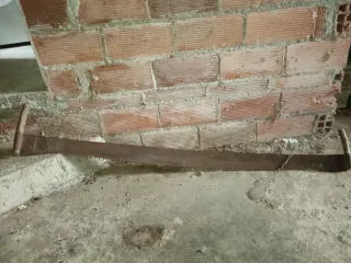 Máquina de coser Alfa antigua