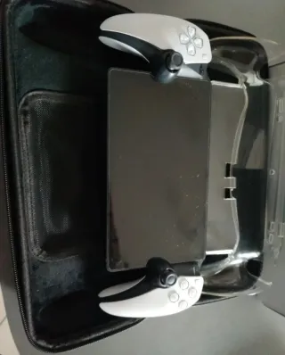 PlayStation Portal Sony con guscio