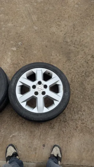 Llantas Opel Astra Bertone con semislicks