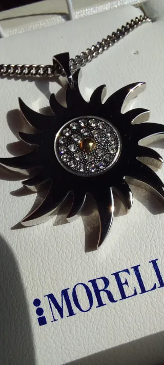 collana con ciondolo sole brillantini Morellato