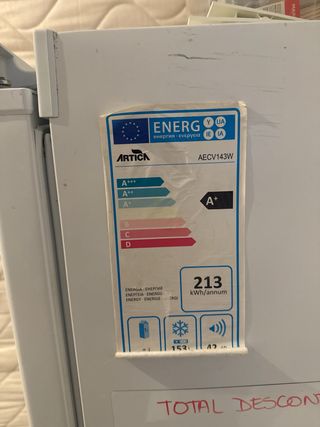 Congelador Vertical Artica A+