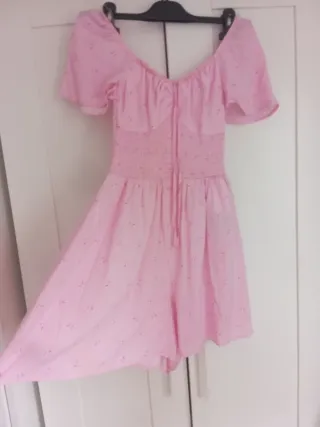 Vestido rosa con pantalón corto talla 12-13