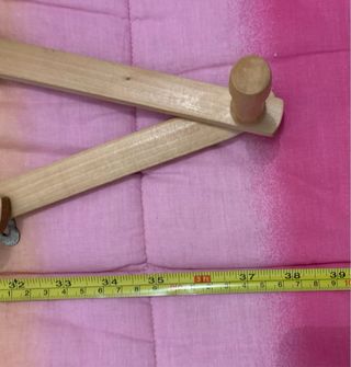 Appendiabiti in legno estendibile a fisarmonica
