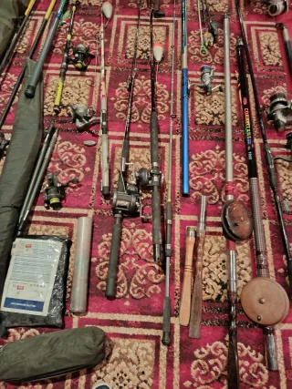 Pack de pesca con cañas y carretes