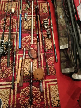 Pack de pesca con cañas y carretes