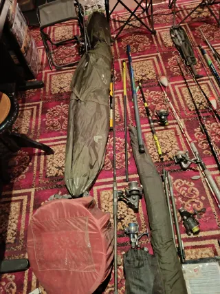 Pack de pesca con cañas y carretes