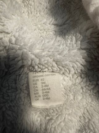 Buzo de bebé con capucha y estampado H&M