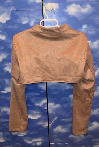 Chaqueta corta beige con cinturón