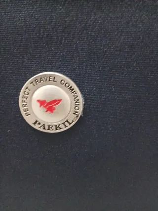 Maleta azul con candado