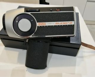 Cámara Super8 Eumig con maletín
