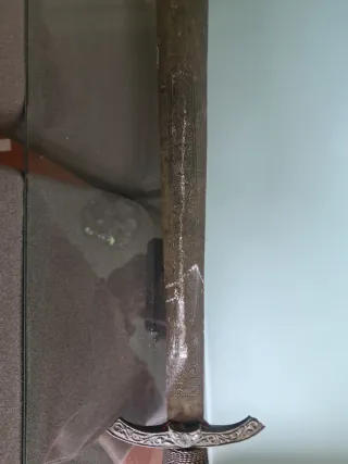 Espada antigua decorativa