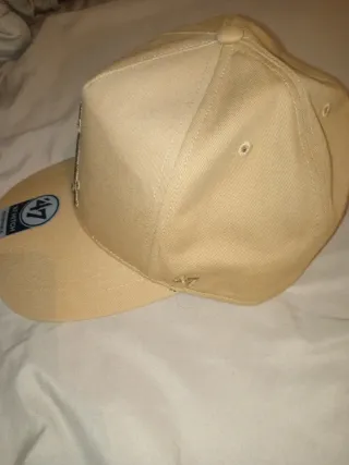 Gorra New Era Beige