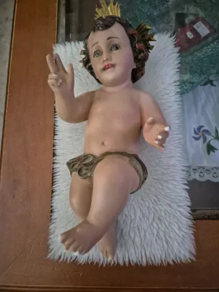 Niño Jesús figura decorativa