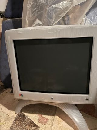 Apple Studio Display CRT 21 Blanco