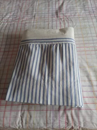 Cubre somier de algodon cama 90 cm azul y blanco.