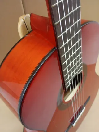 Guitarra flamenca amplificada OS1