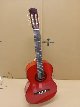 Guitarra flamenca amplificada OS1