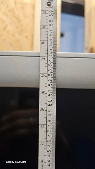 Televisor Loewe Plata y Negro