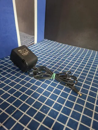 MEGADRIVE 2 ORIGINAL CARGADOR ENCHUFE OFICIAL