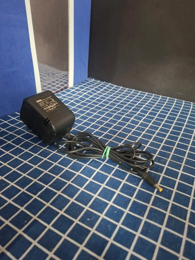 MEGADRIVE 2 ORIGINAL CARGADOR ENCHUFE OFICIAL