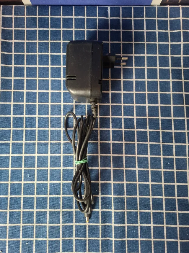 MEGADRIVE 2 ORIGINAL CARGADOR ENCHUFE OFICIAL