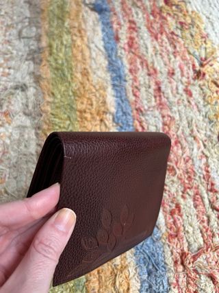 Cartera Feather Touch Piel Marrón Oscuro